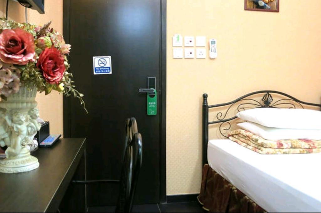 Bloomy Hotel Hong Kong Ruang foto