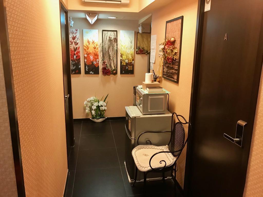 Bloomy Hotel Hong Kong Bagian luar foto